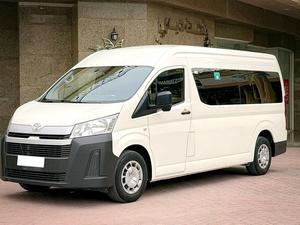 Nuevo Toyota Hiace GLS 2025 con Transmisión Manual y 4 Puertas - Product Image 5