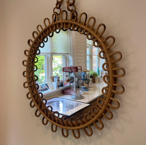 MEJOR VENDIDO 2023 Vietnam Hecho a mano Material Natural Decorativo Ratán Colgante de pared Espejos marrones - Product Image 4