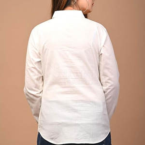 Camiseta Bordada de Diseño Personalizado al por Mayor para Mujer, Cuello Redondo, 100% Algodón - Product Image 2