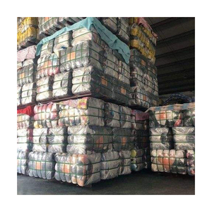 Ropa Usada de Marca Grado A al Por Mayor en Pacas de Fábrica desde Canadá - Product Image 3