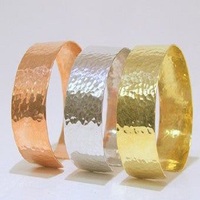 Bracelets en laiton faits à la main, écologiques, tendance, motif amoureux, en provenance d'Inde, pour unisexe, cadeau, vente en gros en vrac
