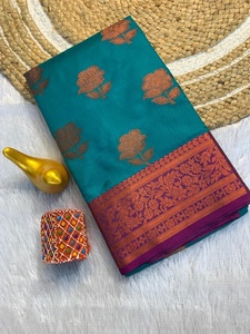 Saree indien en soie douce de créateur de Style Banarsi avec chemisier fantaisie vêtements de fête de mariée exclusifs vêtements de sari ethniques pour femmes les plus vendus - Product Image 2