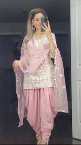 Lancement de nouveaux vêtements de soirée de créateurs Look Top Dhoti Salwar et Dupatta Fancy Dress Functional Wear With Embroidery Sequence Work - Product Image 2