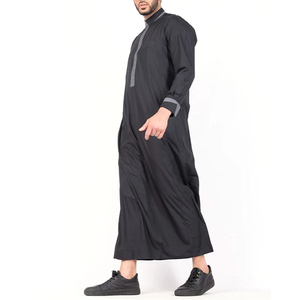 Vêtements islamiques Jalabiya musulmane pour hommes Jubbah Séchage rapide Vente en gros Vêtements musulmans traditionnels Jubbah arabe Thobe pour hommes - Product Image 3
