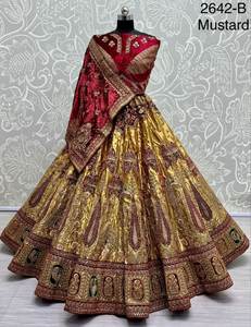 Hermoso Lehenga Choli de Seda para Fiesta con Parches de Terciopelo y Lentejuelas, Sin Arrugas - Product Image 4