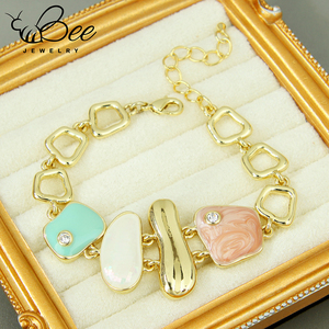 2026 Italian 14k Gold Silver Color Crystal Bracelet Europe Custom Vintage Natural Resin Handmade Chains Bracelets For Party - Product Image 2