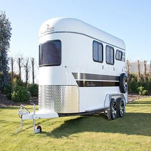 Remorque d'élevage en gros à parois latérales amovibles pour moutons, 3 chevaux, vaches, porcs, remorque à clôture 3 essieux - Product Image 1