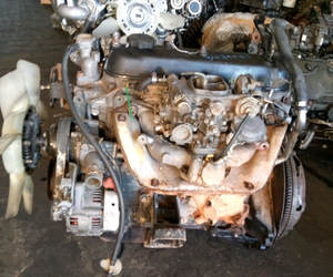 USADO para Motor Hilux 2.0L 3Y 11-20 Asientos Velocidad Máxima 51-70 km/h - Product Image 4