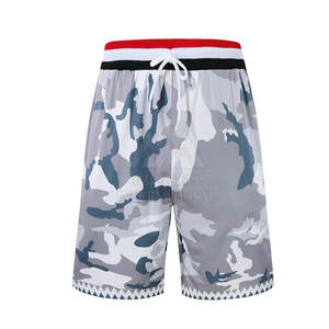 Pantalones cortos deportivos de doble capa para hombre, pantalones cortos deportivos ligeros con diseño de logotipo personalizado OEM - Product Image 1