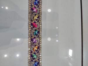 Chaniya Choli Étnico con Dupatta, Ribete de Encaje, Bordado con Lentejuelas, Ofertas al por Mayor, Poliéster Metálico para Zapatos - Product Image 2