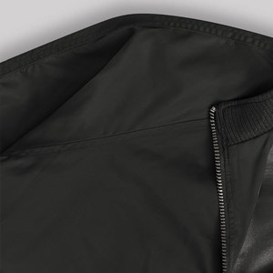 Veste Softshell en satin respirant pour femme imperméable et résistante à l'usure avec décoration brodée pour les aventures en plein air - Product Image 3