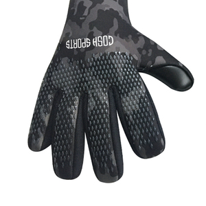 Guantes de Portero de Fútbol de Látex Personalizados al por Mayor con Protección de Dedos de Palma Plana y Agarre Fuerte para Adultos y Jóvenes - Product Image 3