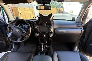 TOYOTA 4RUNNER TRAIL 4X4 D'OCCASION 2014 (CONDUITE À GAUCHE/DROITE) - Product Image 2