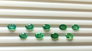 Forma ovalada 3x5mm ~ 8x6mm Esmeralda natural real Piedra preciosa suelta para joyería Zambia / Columbia Esmeralda natural - Product Image 2