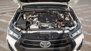 2025 Toyota Hilux DC 2-4D MT 4x4 AWD Transmission manuelle Diesel Pick-up - Product Image 5