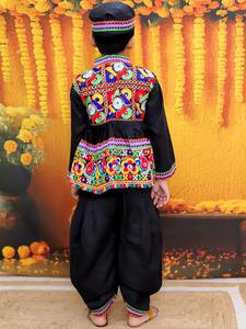 Ensemble assorti pour enfants pakistanais avec pyjama Kurta pour garçons et filles Lehenga pour les mariages, l'Aïd et les événements culturels - Product Image 6