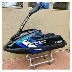 Moto Acuática SuperJet de 4 Tiempos, de Fibra de Vidrio, Automática, 3 Asientos, Menos de 115HP, para Mercados Globales y Centros Deportivos Acuáticos - Product Image 1