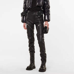 Pantalon en cuir d'hiver pour femmes avec devant plat, finition douce, coupe confortable, imperméable et respirant pour un usage quotidien décontracté - Product Image 4