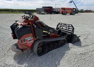 ENVÍO GRATUITO Ditch-Witch 1550 Mini Cargadora Compacta con Certificación EPA y CE, Cilindro Hidráulico Eaton, Motor Principal, Bomba, Caja de Cambios, Engranaje, PLC - Product Image 2