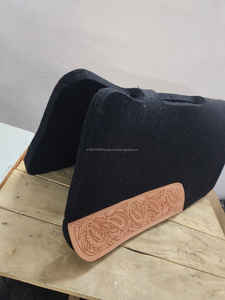 Tapis de selle western en feutre de laine classique de haute qualité, confortable et polyvalent, avec patchs en cuir véritable, personnalisation disponible - Product Image 2