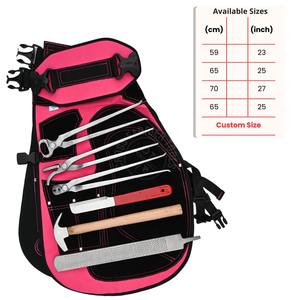 Ensemble d'outils de maréchal-ferrant pour le soin des sabots de cheval avec outils en argent et tablier de maréchal-ferrant rose, coupe-écorces, pince, tireur, outil de clinchage - Product Image 3