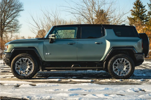 Vehículo Usado a Precio Accesible con Volante a la Izquierda |   CONDUCCIÓN DERECHA |   GMC HUMMER EV SUV EDITION 1 2024 - Product Image 2