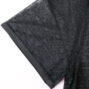 เสื้อยืดตาข่ายผู้ชาย น้ำหนักเบา ระบายอากาศดี เหมาะสำหรับออกกำลังกาย วิ่ง หรือใส่ลำลอง เสื้อยืดกีฬาตาข่ายผู้ชาย - Product Image 5