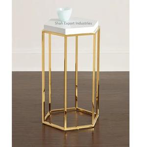 Table d'appoint élégante en métal doré avec dessus en marbre Table d'appoint en forme d'hexagone pour meubles de décoration de salon de chambre à coucher - Product Image 1