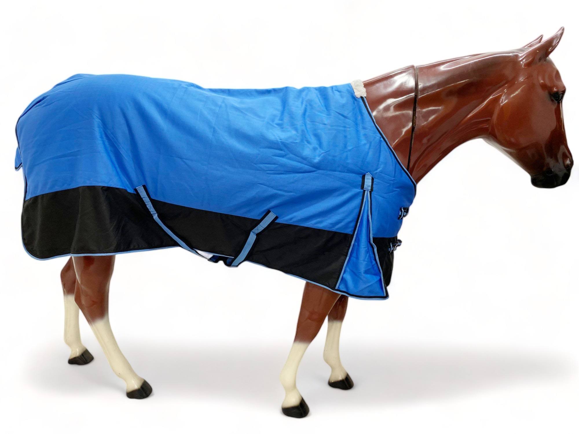 สีรอยัลบลู &amp; สีดำ