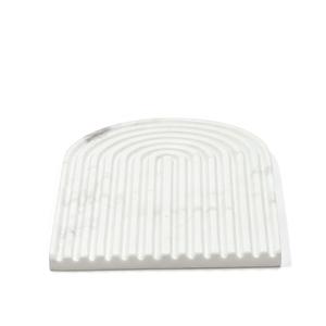 Meilleures ventes Plateau de service en marbre en forme de U, parfait pour la cuisine à domicile et la table à manger, disponible à la vente - Product Image 2