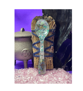 Cuchara de resina Juego de cucharas para servir y cocinar Utensilios de cocina y restaurantes uso hecho a mano al mejor precio - Product Image 1