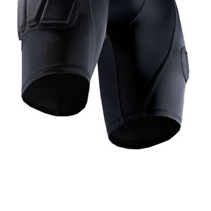 Shorts de gardien de but rembourrés pour hommes, taille adulte, nouveau design, service OEM, shorts de gardien de but unis teints sur mesure - Product Image 3