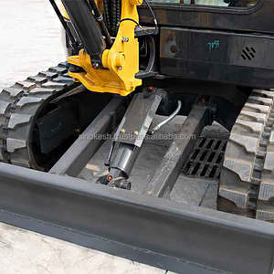 Nueva Mini excavadora 2.7Ton pequeña excavadora UCM MC27SR Micro máquina de excavación granja usada sobre orugas pequeñas excavadoras para la venta - Product Image 5