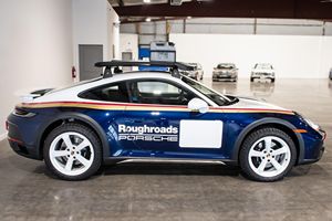 Porsche 911 Dakar d'occasion 2024 - Product Image 2