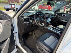 E-XPLORER XLT SUV AWD 2022 con BAJO KILOMETRAJE - Product Image 4