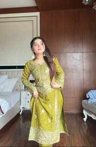 เปิดตัวชุดคุर्ตาดีไซน์ใหม่ ผ้าชีนอน ปักลายด้วยเลื่อม เหมาะสำหรับงานปาร์ตี้ ใส่ได้ทุกฤดู จาก Zain Exports - Product Image 2