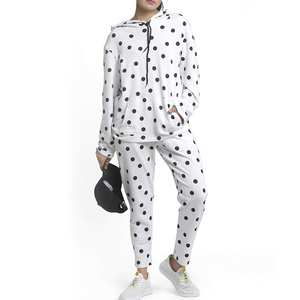 Survêtements de sport personnalisés pas chers pour hommes Jogging Sportswear Survêtement de course pour hommes Survêtements de football - Product Image 1