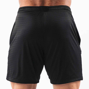 Pantalones cortos de malla negros de verano de doble capa personalizados para hombre, pantalones cortos de baloncesto Bsci con características transpirables, opciones de talla grande - Product Image 3