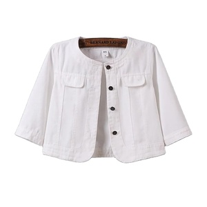 Nueva chaqueta vaquera de manga corta con cuello redondo para mujer verano 2025 nueva primavera Top corto suelto emparejado con Vestido vaquero prendas de vestir - Product Image 1