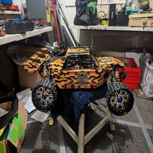 LosiRC Trucks 1/5 DBXL-E 2.0 4x4 Desert-Buggy Brushless RTR con Batería y Cargador, ¡Las Mejores Ventas! - Product Image 1