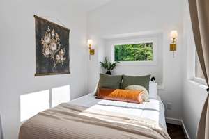 บ้านหลังเล็กสุดหรู - ห้องนอนชั้นหลัก (พร้อมสำหรับ Airbnb) + จัดส่งฟรี - Product Image 6