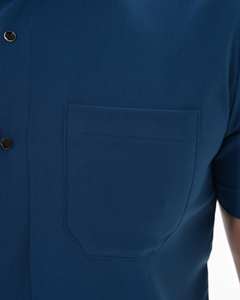 Conjuntos de uniformes hospitalarios de calidad superior para hombre, cuello de banda con dos bolsillos frontales, tela tejida 100% para ropa de verano - Product Image 4