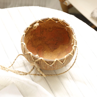 Pots en coque de noix de coco en gros avec logo GRATUIT, porte-plantes en coque de noix de coco du Vietnam