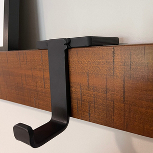 Support de bas de couleur noire forme Simple idéal pour les cadeaux accessoires de fête de fête fournitures parfait pour le décor suspendu de Noël - Product Image 1