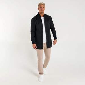 ชิโนทรงสลิมฟิต-ดีไซน์ทรงเรียวสวมใส่สบายพร้อมห่วงเข็มขัด5เส้นซิปลอยและหนังเทียมที่เอวด้านหลัง - Product Image 2