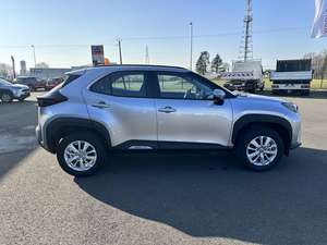 PLEINE OPTION TOYOTA YARISs CROSS 2022 d'occasion Top Europe importation conduite à gauche/droite livraison rapide véhicule disponible - Product Image 3