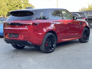Range Rover Sport HSE Dynamic 3.0 Diesel 300PS AWD 2022-2024 Usado en Excelentes Condiciones, SUV de Lujo con Todas las Opciones para Exportación Mundial - Product Image 3