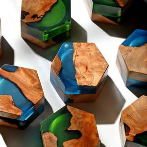 MATÉRIEL Ensemble de sous-verres en résine de qualité avec effet océan Dessous de verre décoratifs carrés ronds en résine époxy par Craftsy Home - Product Image 4