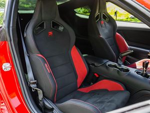 FORD MUSTANG SHELBY GT350R USADO CON VOLANTE A LA IZQUIERDA/DERECHA - Product Image 2