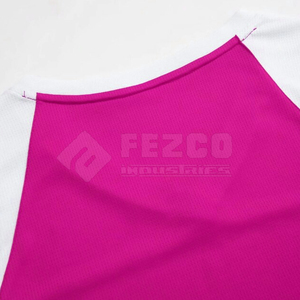 Uniformes de basket-ball personnalisés OEM, tissu 100% polyester respirant, taille plus, sans manches, service OEM personnalisé - Product Image 4